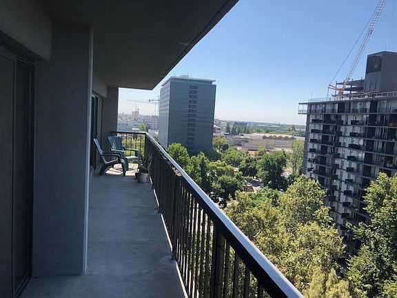 2nd image of 500 North St