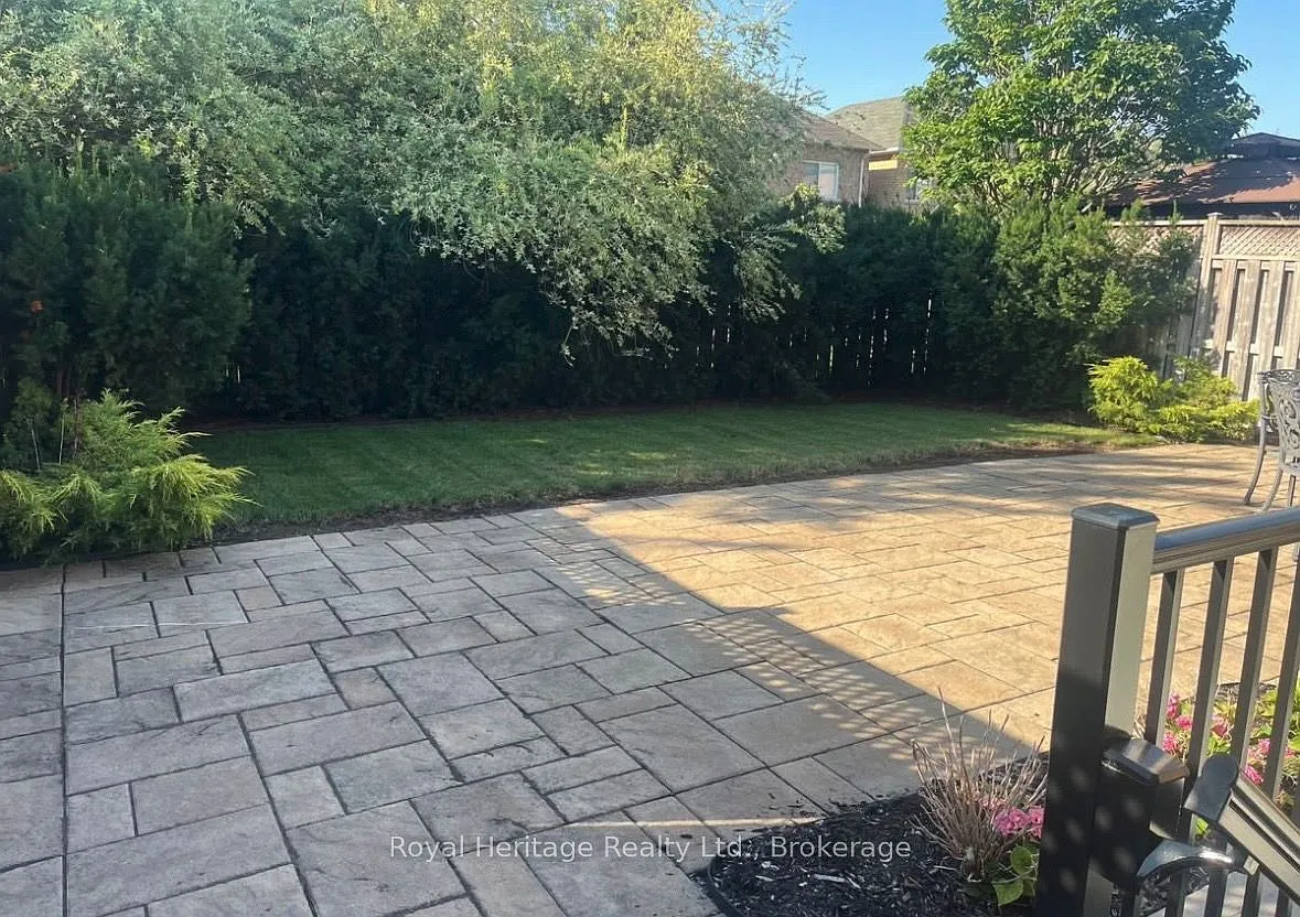 2 bed, $1,800 — Photo 1