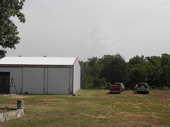 3rd image of 65798 S 335th Ct