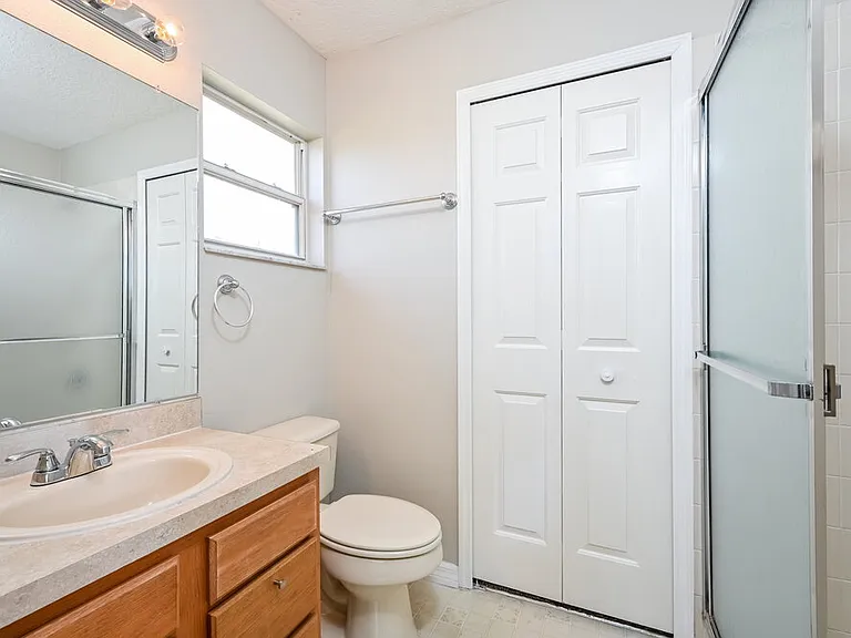 1323 Hillview Dr — Photo 11