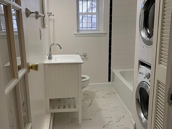 Master Bathroom/Laundry