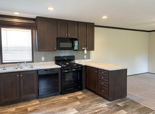 1196 Primrose Ct SITE #119, Albion, MI