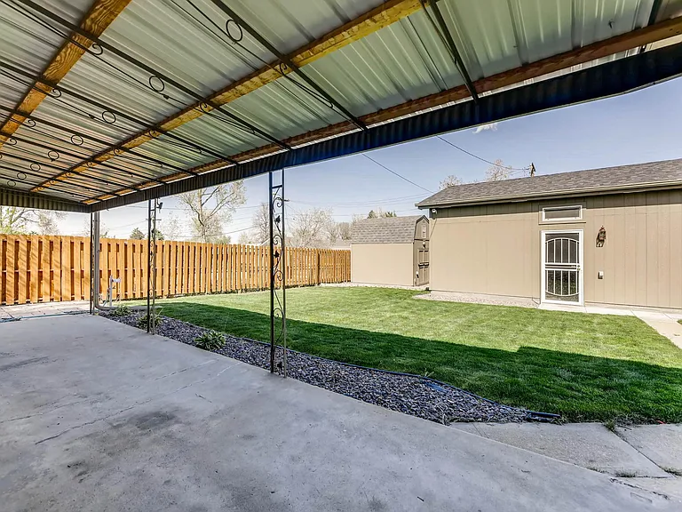 2600 Olive St — Photo 9