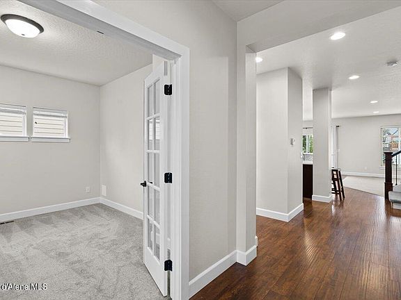 4th image of 2656 W Sorbonne Dr