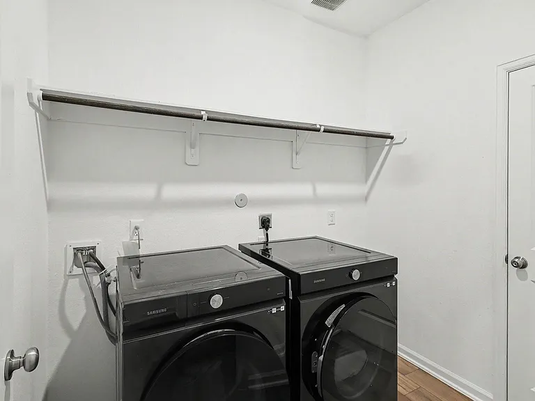 9407 Sea Star Ln — Photo 21