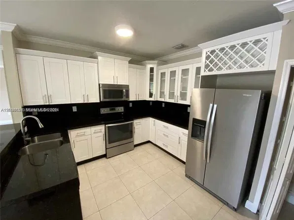 2700 Fillmore St, Hollywood, FL 33020