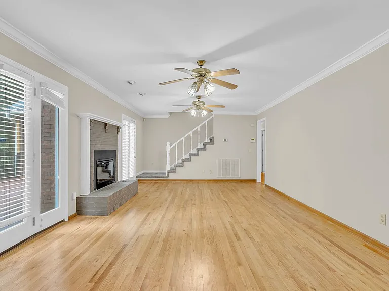 4838 Rolling Meadows Ln — Photo 19