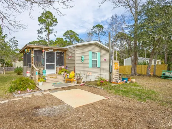 712 Georgia St, Carrabelle, FL 32322