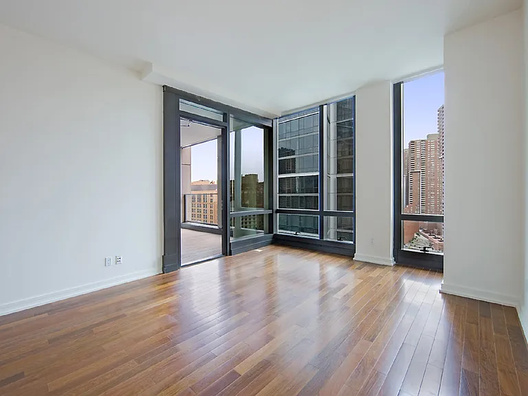 101 Warren St #1420 — Photo 6