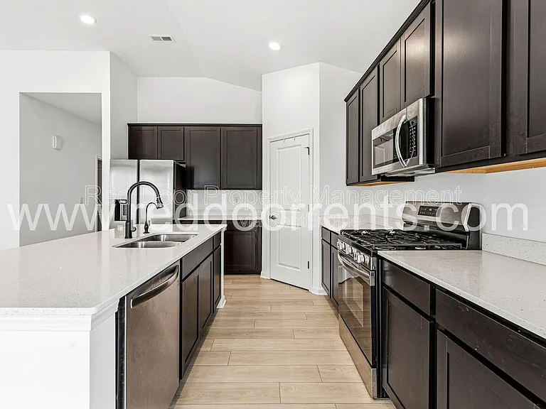 1339 Little Rodeo Pl — Photo 4