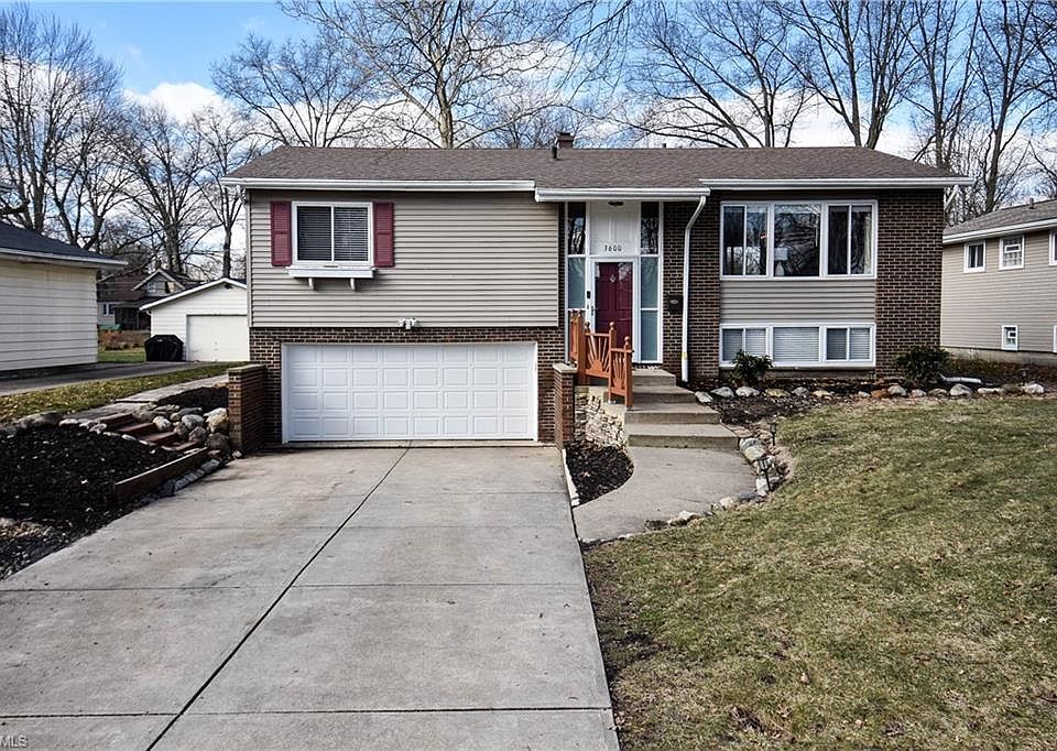 1st image of 3600 Dawn Dr