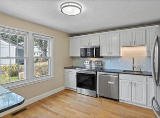 134 Russet Ln, Boxboro, MA 01719