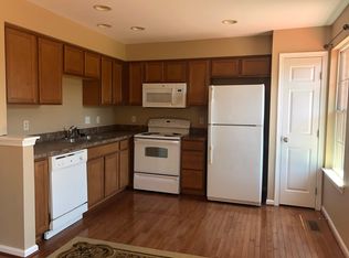 1110 Sparrow Way, Breinigsville, PA 18031