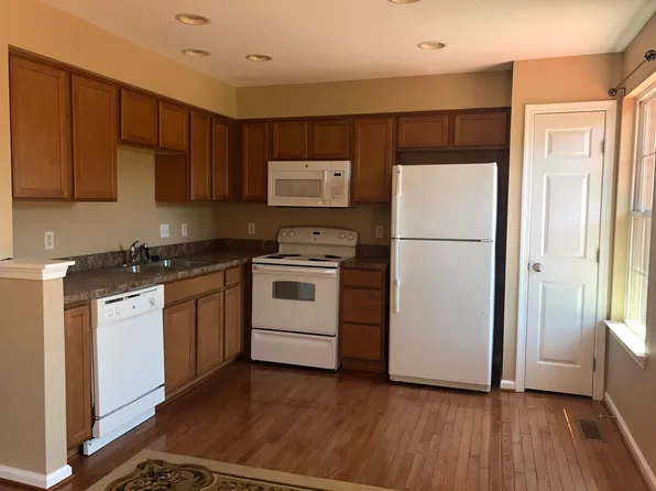 1110 Sparrow Way, Breinigsville, PA 18031