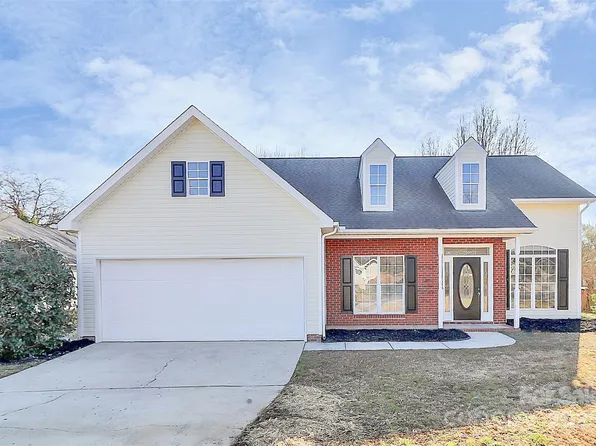 2820 Rosemeade Dr, Monroe, NC 28110
