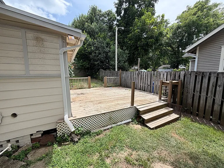 300 Murphree St — Photo 19