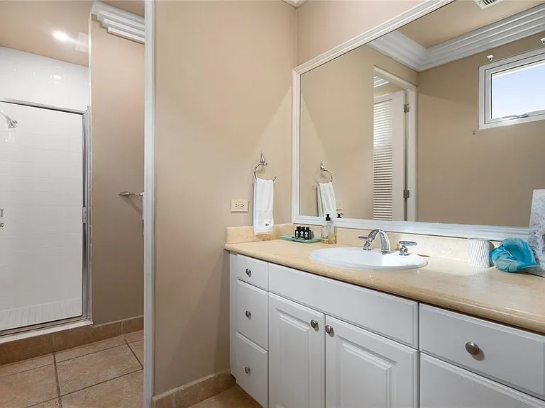 500 Ocean Dr #553 — Photo 25