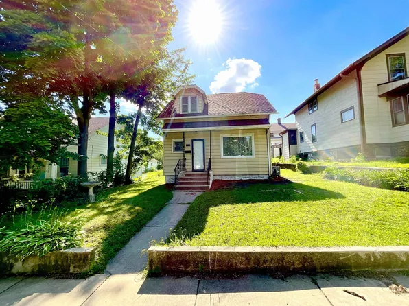 307 Washington St, Rockford, IL 61104