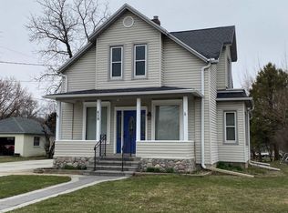 410 W Madison Ave, Milton, WI 53563