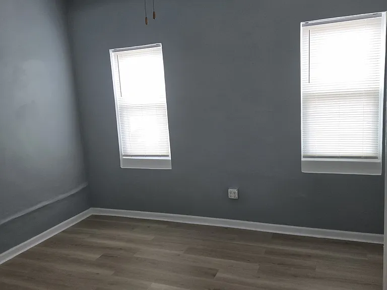 Large 1 bedroom