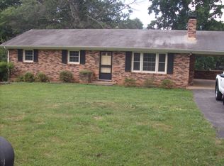180 Tanzalon Dr, Lynchburg, VA 24502