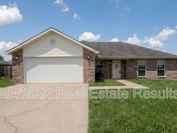 1912 SW Fremont St, Bentonville, AR 72713