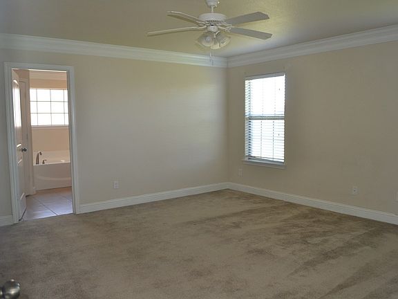 5th image of 5926 Wagner Dr