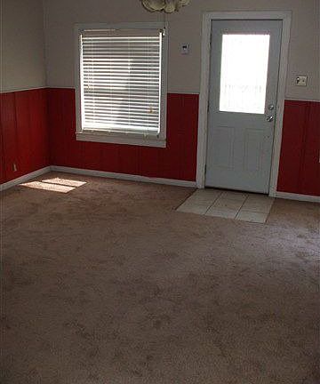 3rd image of 1304 Kent Ave