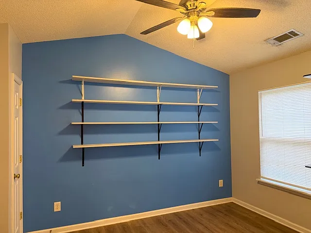 16855 Greenlawn Hills Ct — Photo 11