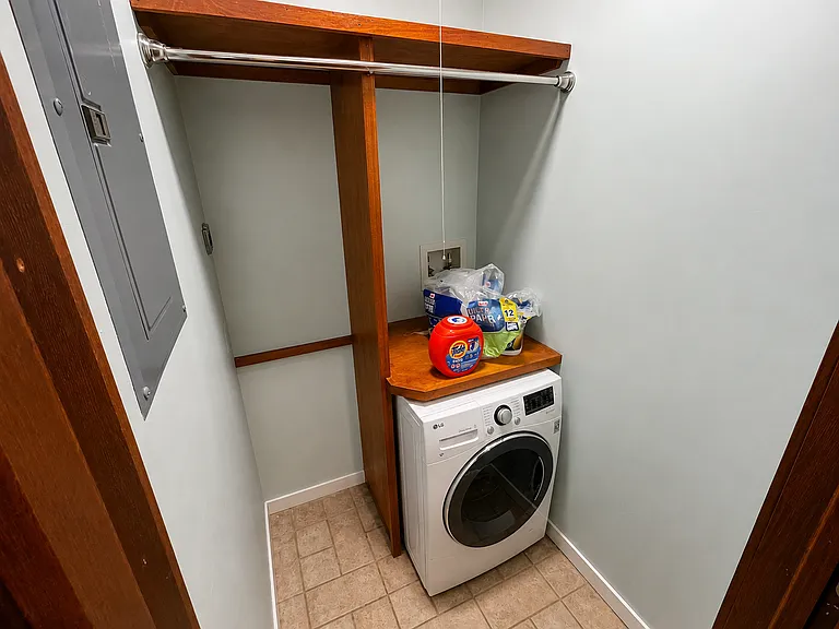 Varsity Management - 1015 W. Huron — Photo 6