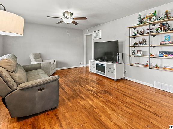 5th image of 7348 S 71st Ave