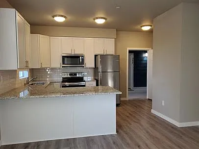 1244 Cora St SE #304 — Photo 4