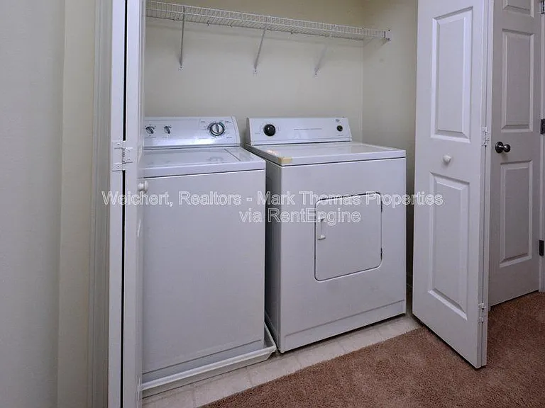 1326 Holly Grove Way — Photo 23