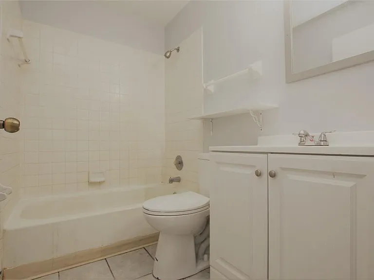 3413 NW 44th St #201 — Photo 20