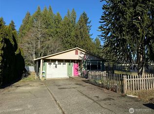 101 Edgewood Avenue, Elma, WA 98541