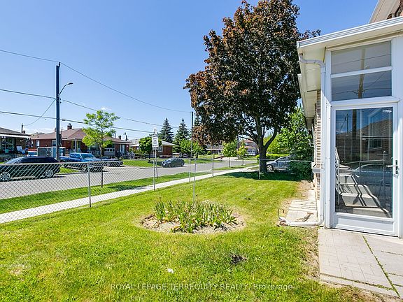 4th image of 57 Calico Dr