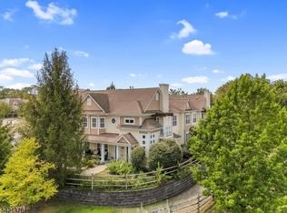 266 Old Farm Dr, Great Meadows, NJ