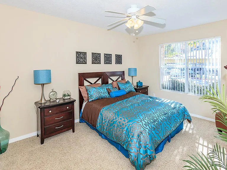 240 Avenida Vis — Photo 26