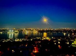 900 Palisade Ave APT 20A, Fort Lee, NJ 07024