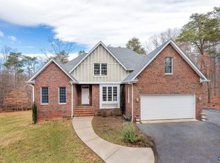 2586 Proffit Rd, Charlottesville, VA 22911