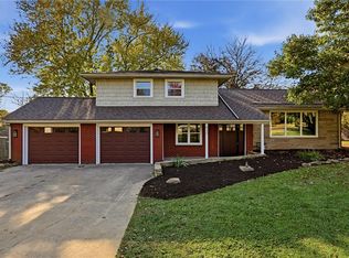 830 S Keel Ridge Rd, Hermitage, PA 16148