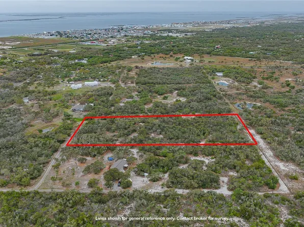1505 Balderee Ln, Rockport, TX 78382