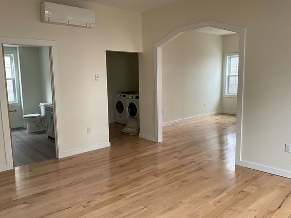 90 Elm St #1