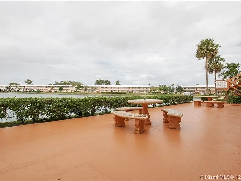 900 SW 11th Ave #17C — Photo 22