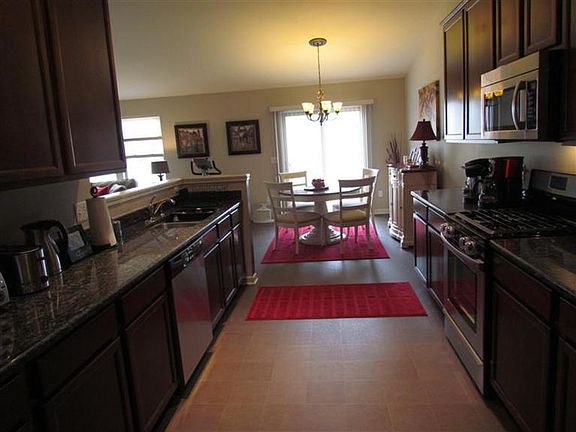 4th image of 4061 Banberry Ct