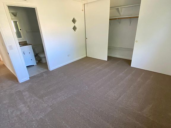 5th image of 10451 Isleworth Ave