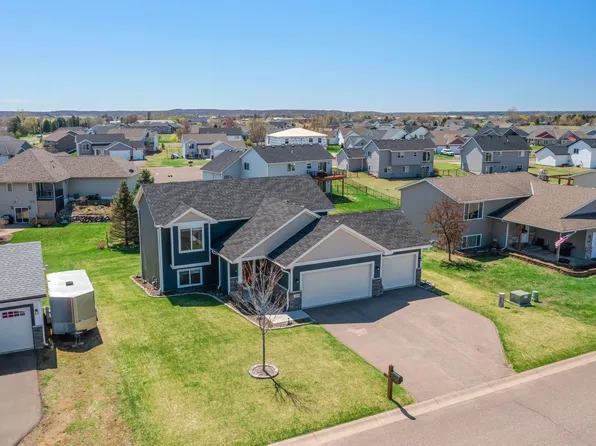 1240 Kimball Ave, Osceola, WI 54020