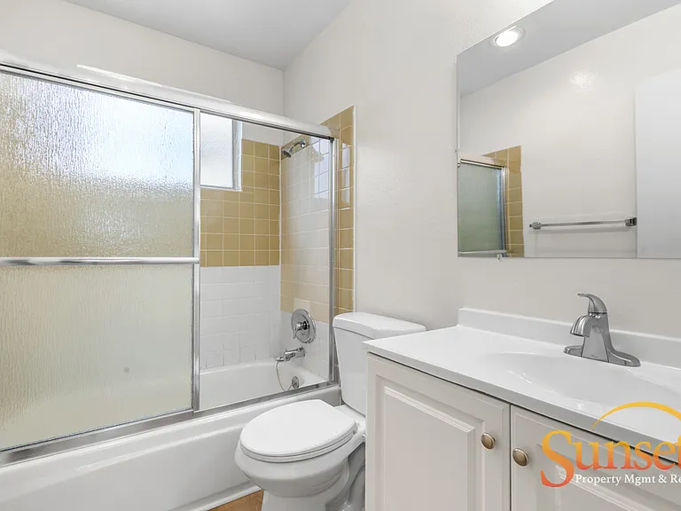 4519 Campus Ave #8 — Photo 10