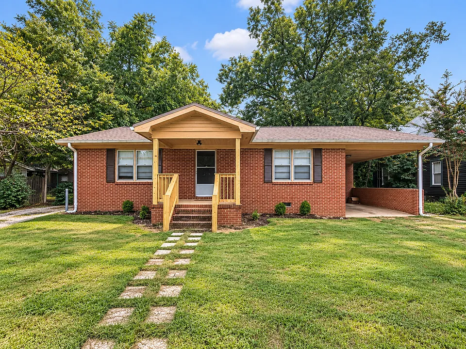 1021 Old Bishop Rd