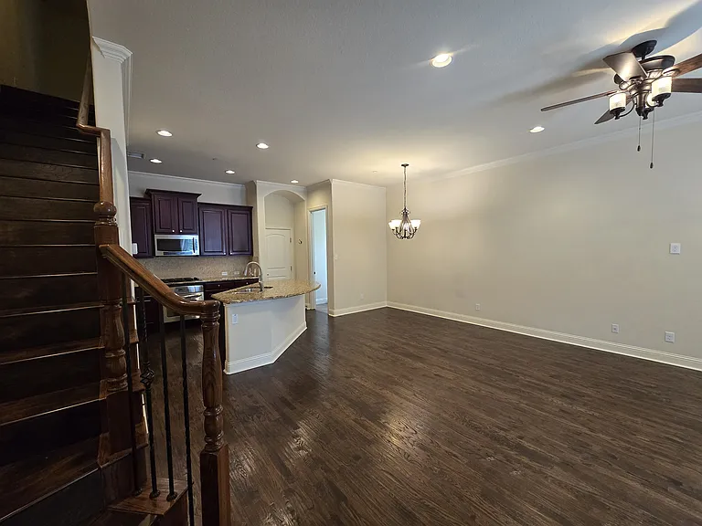 7924 Osborn Pkwy — Photo 37